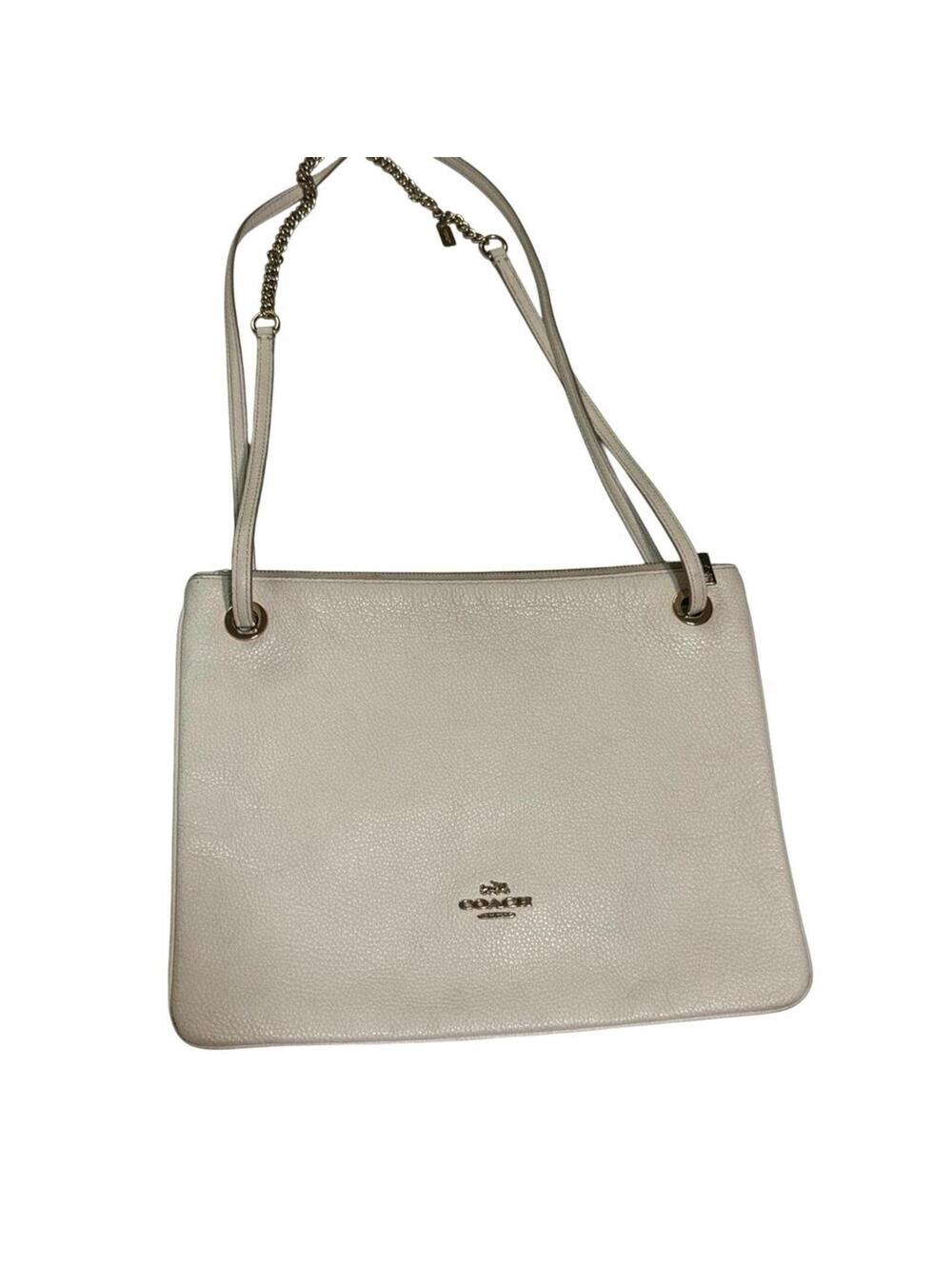 Coach White Leather Shoulder Bag with Chain Strap